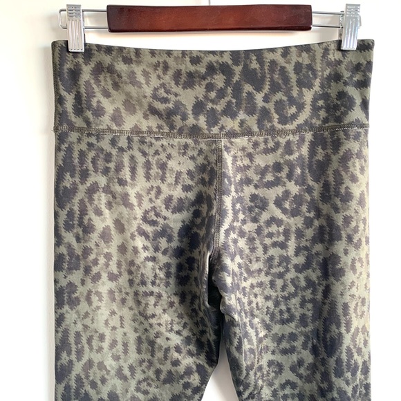 Armada Haven base layer tight - Picture 5 of 6